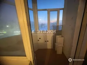 1-комнатная квартира, этаж 4 из 6, 38 м²