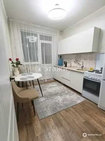 1-комнатная квартира, этаж 9 из 10, 38 м²