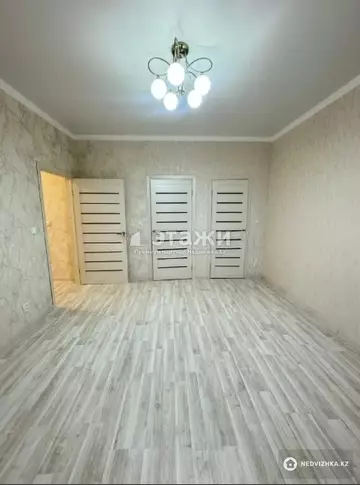 3-комнатная квартира, этаж 4 из 21, 78 м²