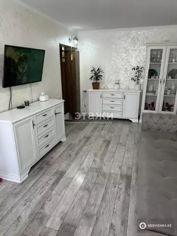 3-комнатная квартира, этаж 1 из 4, 57 м²