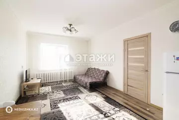2-комнатная квартира, этаж 9 из 9, 50 м²
