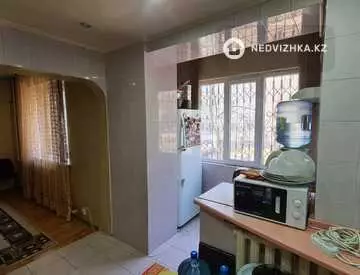 6-комнатная квартира, этаж 1 из 5, 136 м²