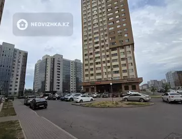 2-комнатная квартира, этаж 8 из 24, 66 м²