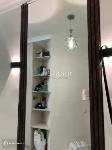 3-комнатная квартира, этаж 8 из 8, 68 м²