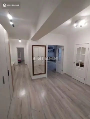 2-комнатная квартира, этаж 2 из 5, 67 м²