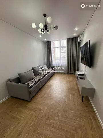 2-комнатная квартира, этаж 13 из 18, 60 м²
