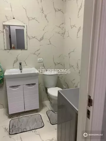 1-комнатная квартира, этаж 4 из 12, 36 м²