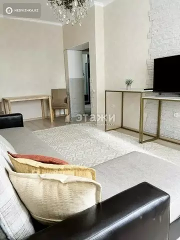 2-комнатная квартира, этаж 2 из 13, 65 м²