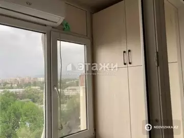 1-комнатная квартира, этаж 10 из 10, 35 м²