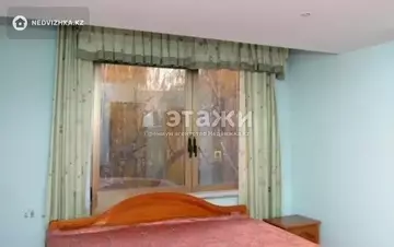 3-комнатная квартира, этаж 2 из 5, 87 м²