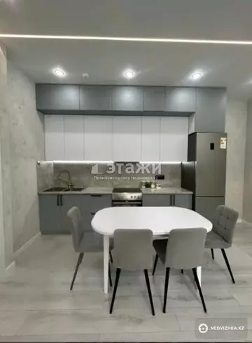 3-комнатная квартира, этаж 4 из 17, 74 м²