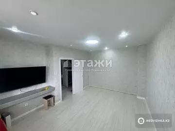 1-комнатная квартира, этаж 2 из 12, 40 м²