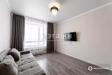 1-комнатная квартира, этаж 12 из 12, 45 м²