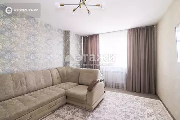 2-комнатная квартира, этаж 4 из 5, 62 м²