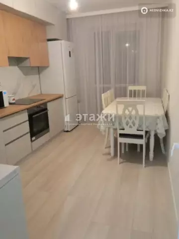 56.4 м², 2-комнатная квартира, этаж 4 из 12, 56 м², изображение - 5