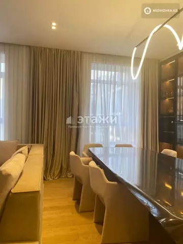 4-комнатная квартира, этаж 6 из 9, 135 м²