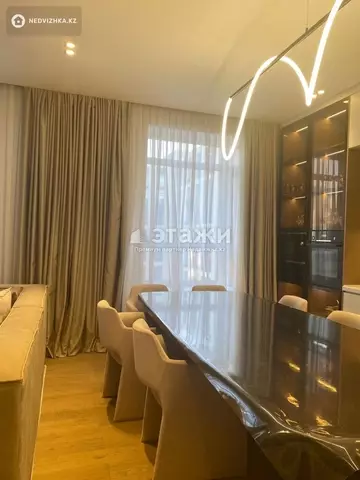 4-комнатная квартира, этаж 6 из 9, 135 м²