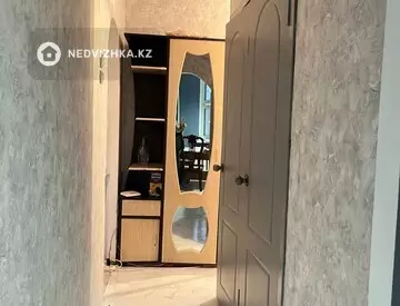 2-комнатная квартира, этаж 4 из 5, 44 м²