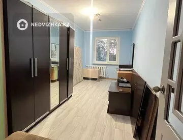 2-комнатная квартира, этаж 4 из 5, 44 м²