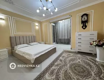 2-комнатная квартира, этаж 7 из 17, 65 м²