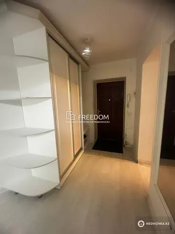 3-комнатная квартира, этаж 3 из 6, 75 м²