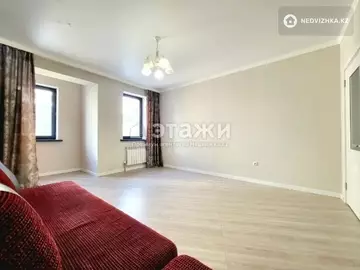 71 м², 2-комнатная квартира, этаж 5 из 10, 71 м², изображение - 1