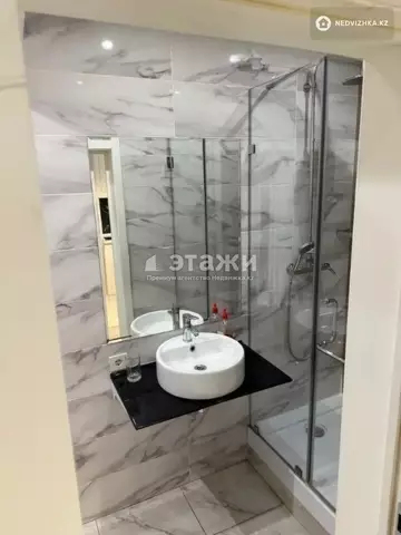 1-комнатная квартира, этаж 8 из 16, 37 м²