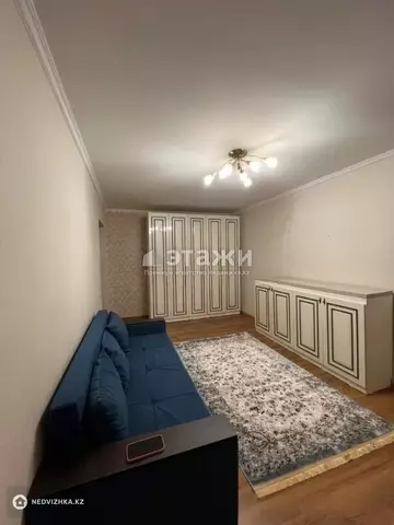 2-комнатная квартира, этаж 3 из 5, 45 м²