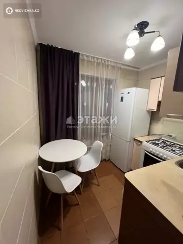 2-комнатная квартира, этаж 3 из 5, 45 м²