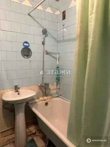 3-комнатная квартира, этаж 5 из 5, 60 м²