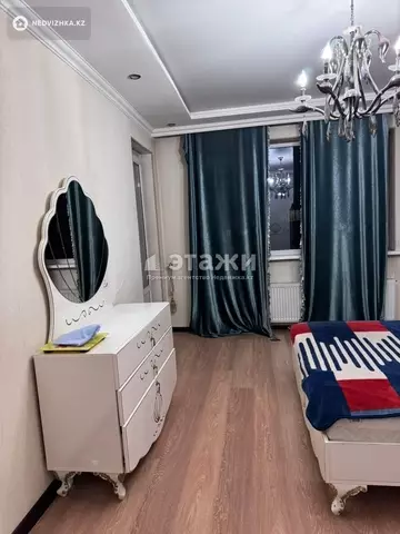 2-комнатная квартира, этаж 9 из 18, 64 м²