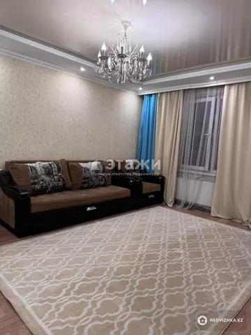 2-комнатная квартира, этаж 9 из 18, 64 м²