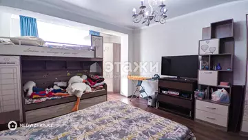 2-комнатная квартира, этаж 10 из 10, 56 м², на длительный срок