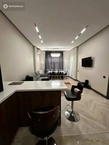 60 м², 2-комнатная квартира, этаж 16 из 17, 60 м², на длительный срок, изображение - 4
