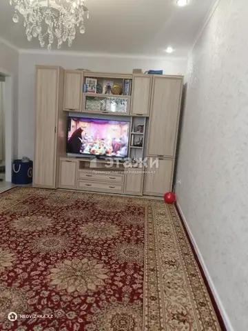 3-комнатная квартира, этаж 6 из 8, 72 м²