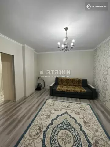 1-комнатная квартира, этаж 4 из 10, 43 м²
