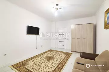 1-комнатная квартира, этаж 17 из 17, 44 м²