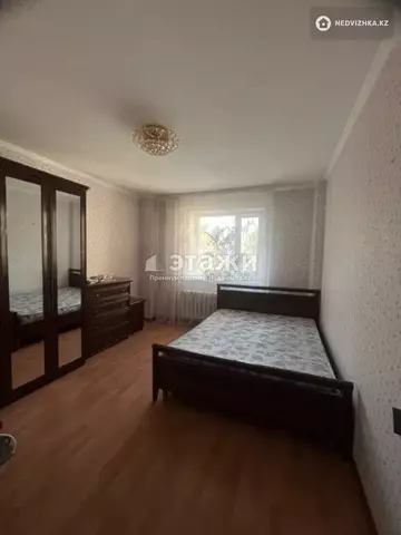 2-комнатная квартира, этаж 3 из 10, 64 м²