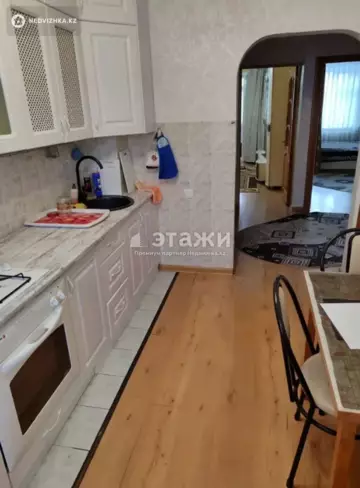 3-комнатная квартира, этаж 3 из 6, 59 м²