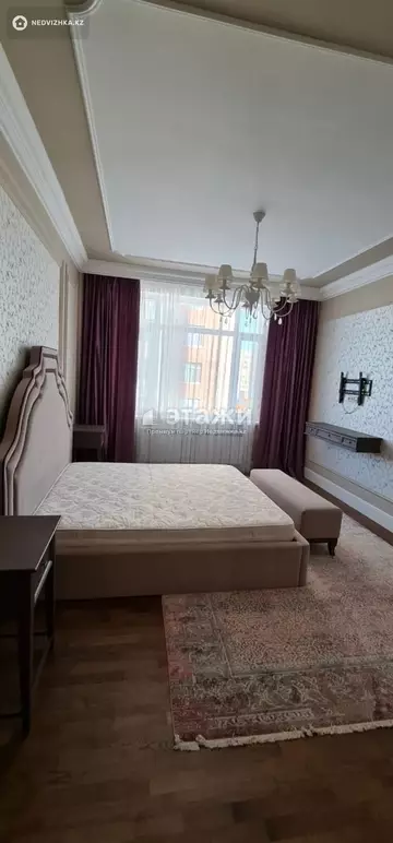 4-комнатная квартира, этаж 4 из 15, 170 м²