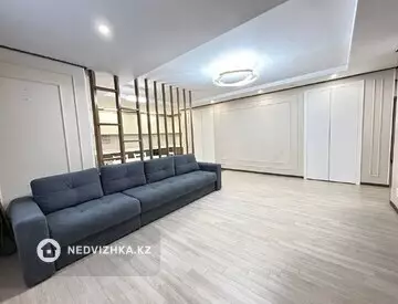 5-комнатная квартира, этаж 13 из 21, 165 м²