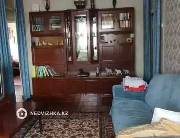 3-комнатная квартира, этаж 3 из 3, 57 м²