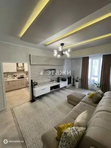 4-комнатная квартира, этаж 7 из 10, 136 м²