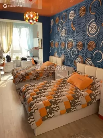 4-комнатная квартира, этаж 7 из 10, 136 м²