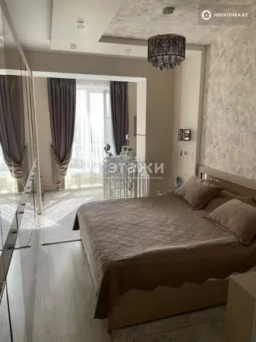 4-комнатная квартира, этаж 7 из 10, 136 м²