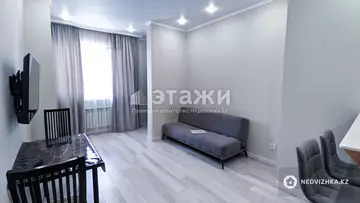 2-комнатная квартира, этаж 11 из 17, 55 м², на длительный срок