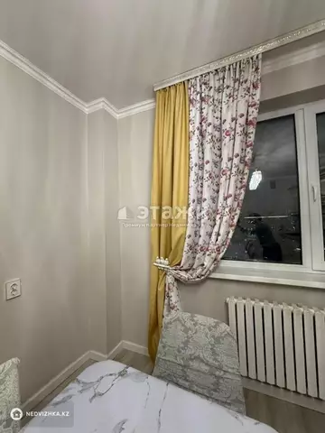 3-комнатная квартира, этаж 11 из 13, 100 м²