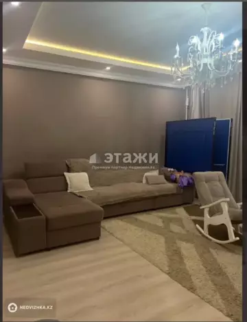 3-комнатная квартира, этаж 8 из 10, 94 м²