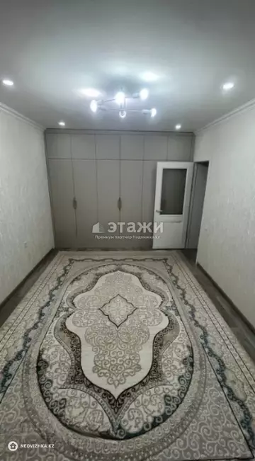 1-комнатная квартира, этаж 9 из 9, 44 м²