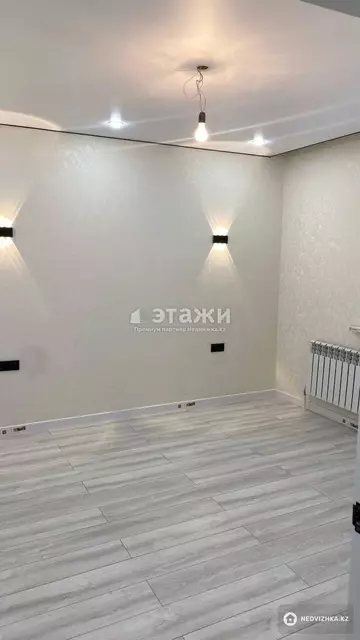 2-комнатная квартира, этаж 8 из 9, 35 м²